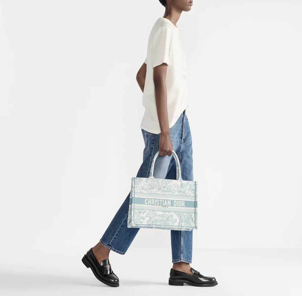 [럭스유] (새상품) 디올 트왈드주이 북토트 백 미디엄 블루 M1296ZTDT