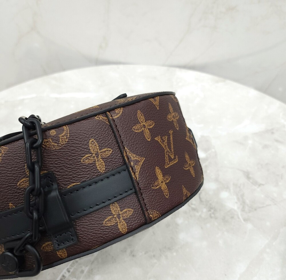 [럭스유] (새상품) 루이비통 한정판 No7 모노그램 휠박스 크로스백