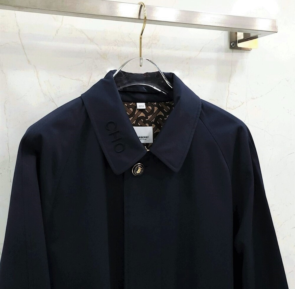 [럭스유] (새상품) 46 / 버버리 토마스 리미티드 TB자수 로고 트렌치코트