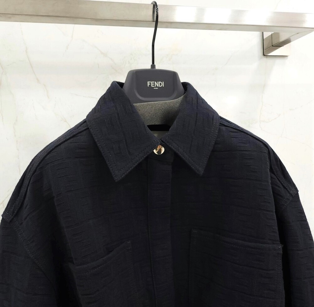 [럭스유] 40 / 펜디 FF 벨티드 셔츠 데님 자켓 FLF677