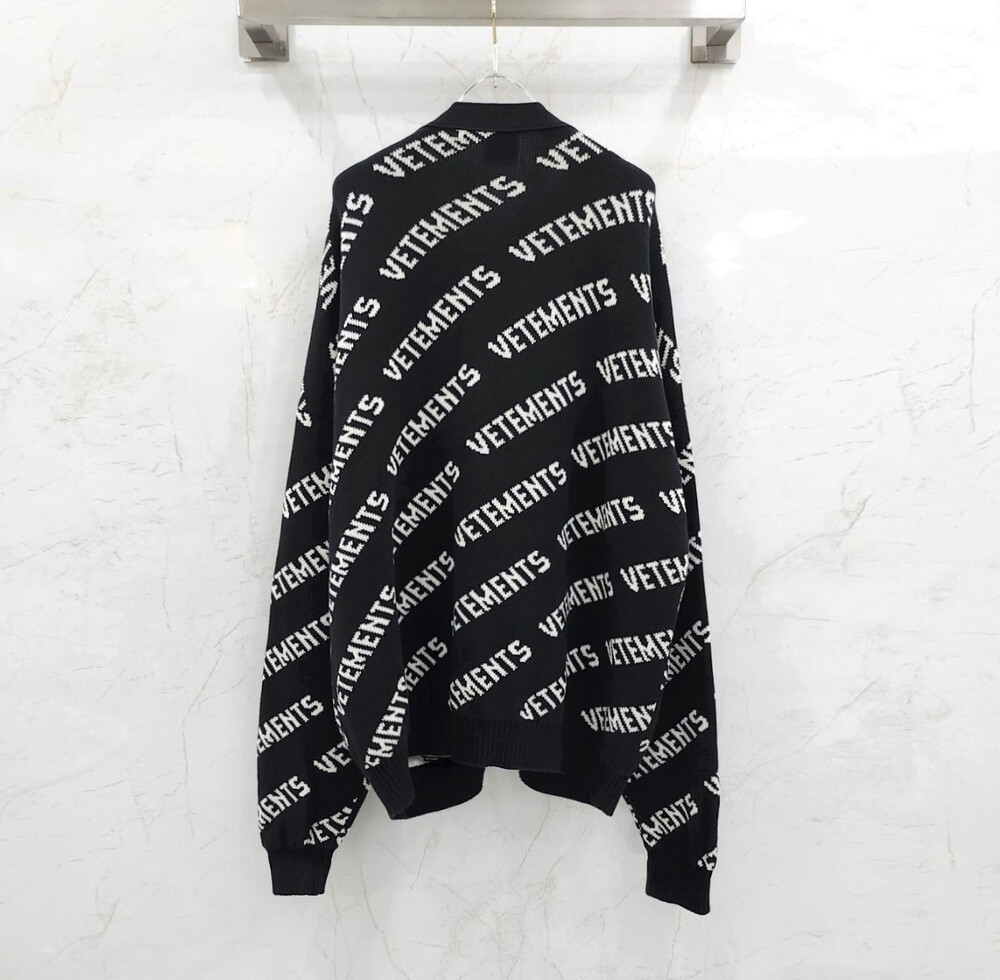[럭스유] XL / 베트멍 올오버 로고 블랙 가디건