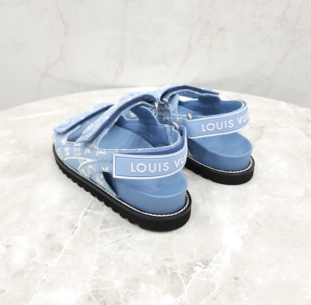 [럭스유] 40 / 루이비통 파세오 플랫 컴포트 샌들