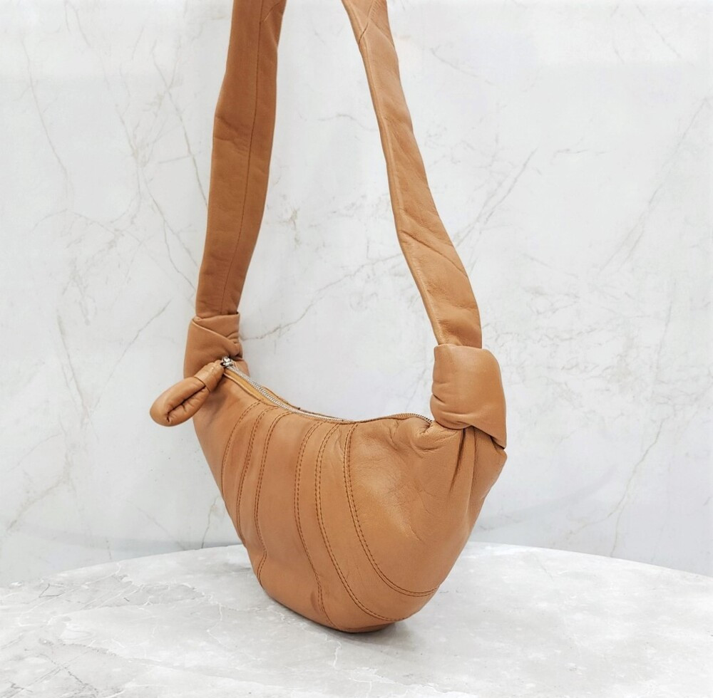 [럭스유] 르메르 크루아상 스몰 범백 크로스백