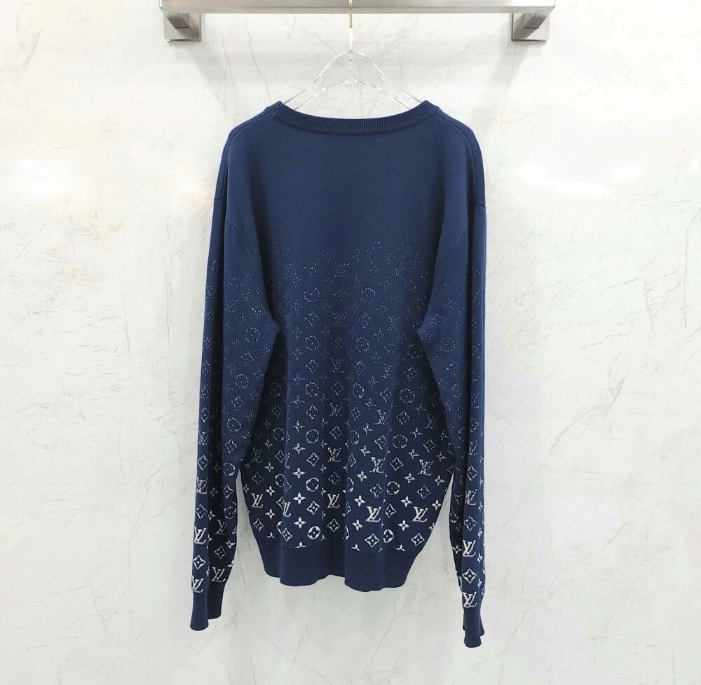 [럭스유] XL / 루이비통 모노그램 그라데이션 니트