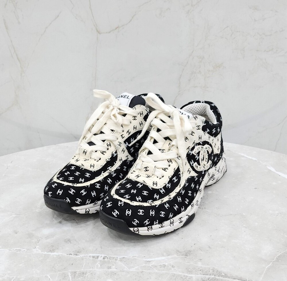 [럭스유] 37 / 샤넬 CC 멀티로고 크루즈 스니커즈 G39230