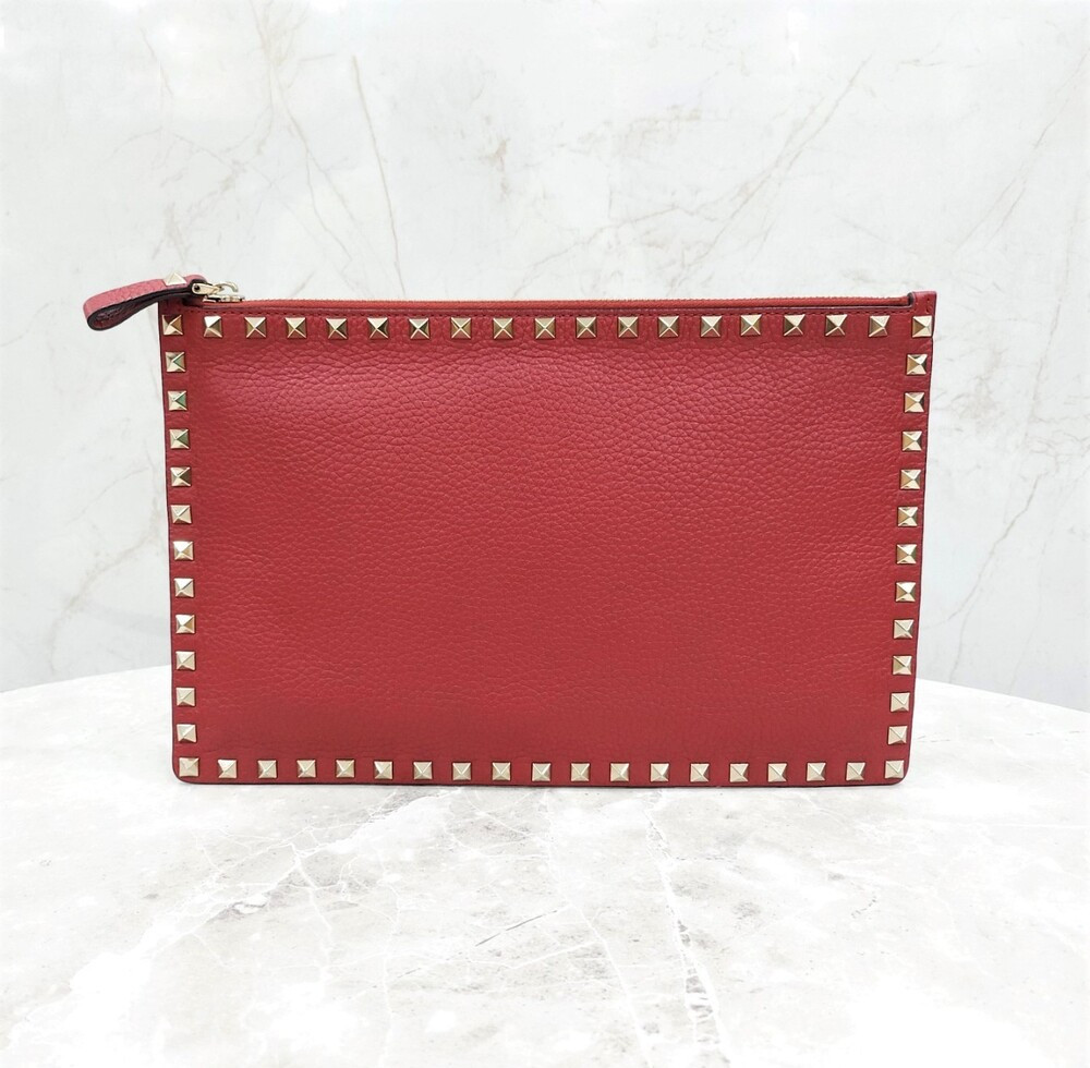 [럭스유] 발렌티노 레드 락스터드 로고 클러치백