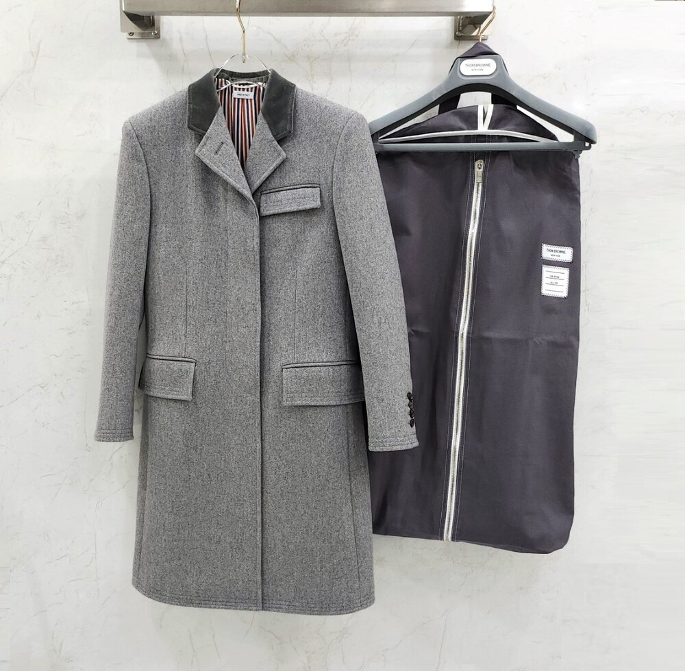[럭스유] (새상품) 36 / 톰브라운 그레이 삼선 울 코트 F0C300A