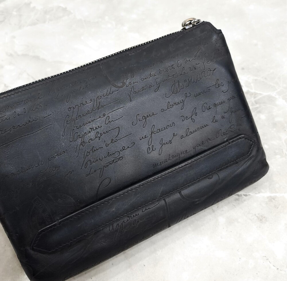 [럭스유] 벨루티 테르시오 스크리토 레더 파우치