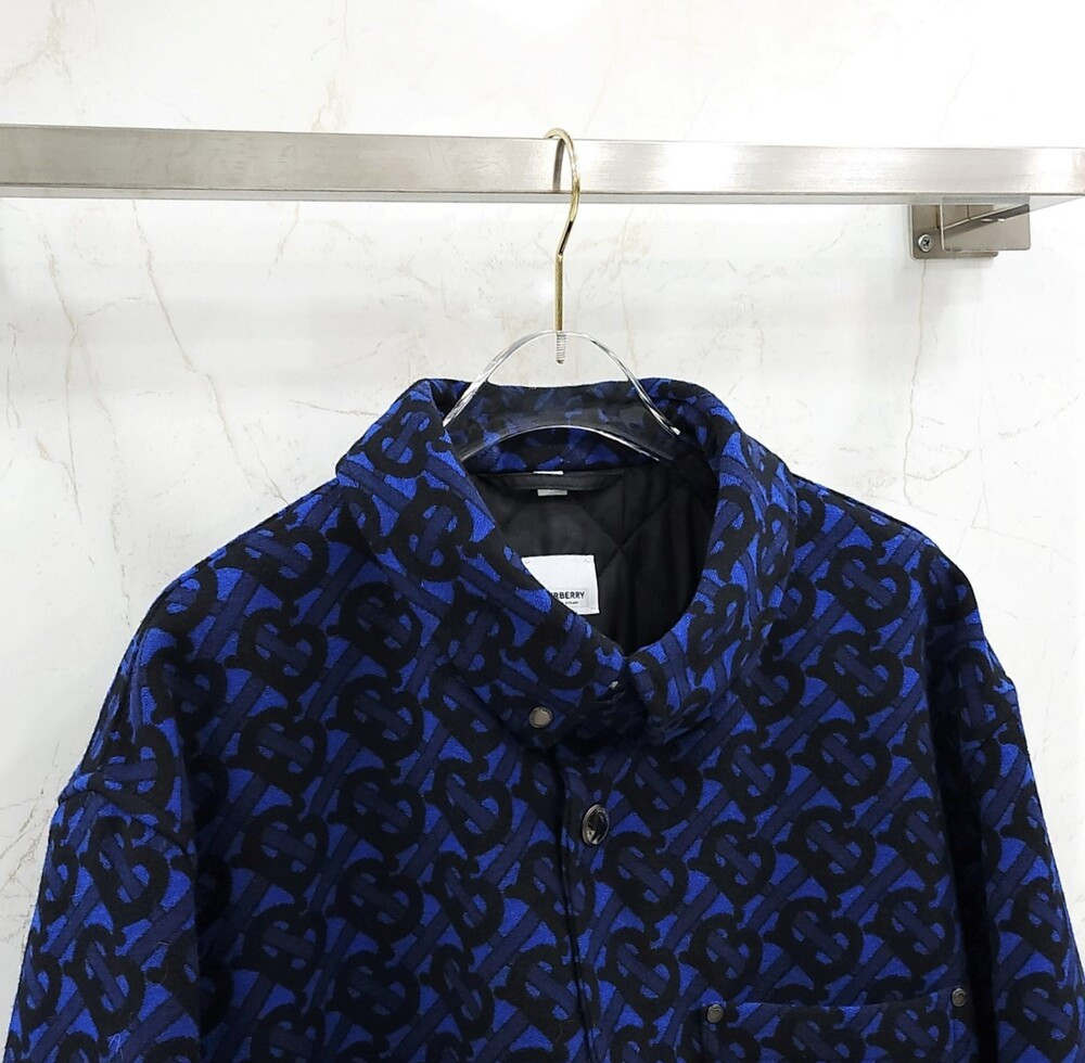 [럭스유] XXL / 버버리 TB 모노그램 울 오버 자카드 자켓 8048700