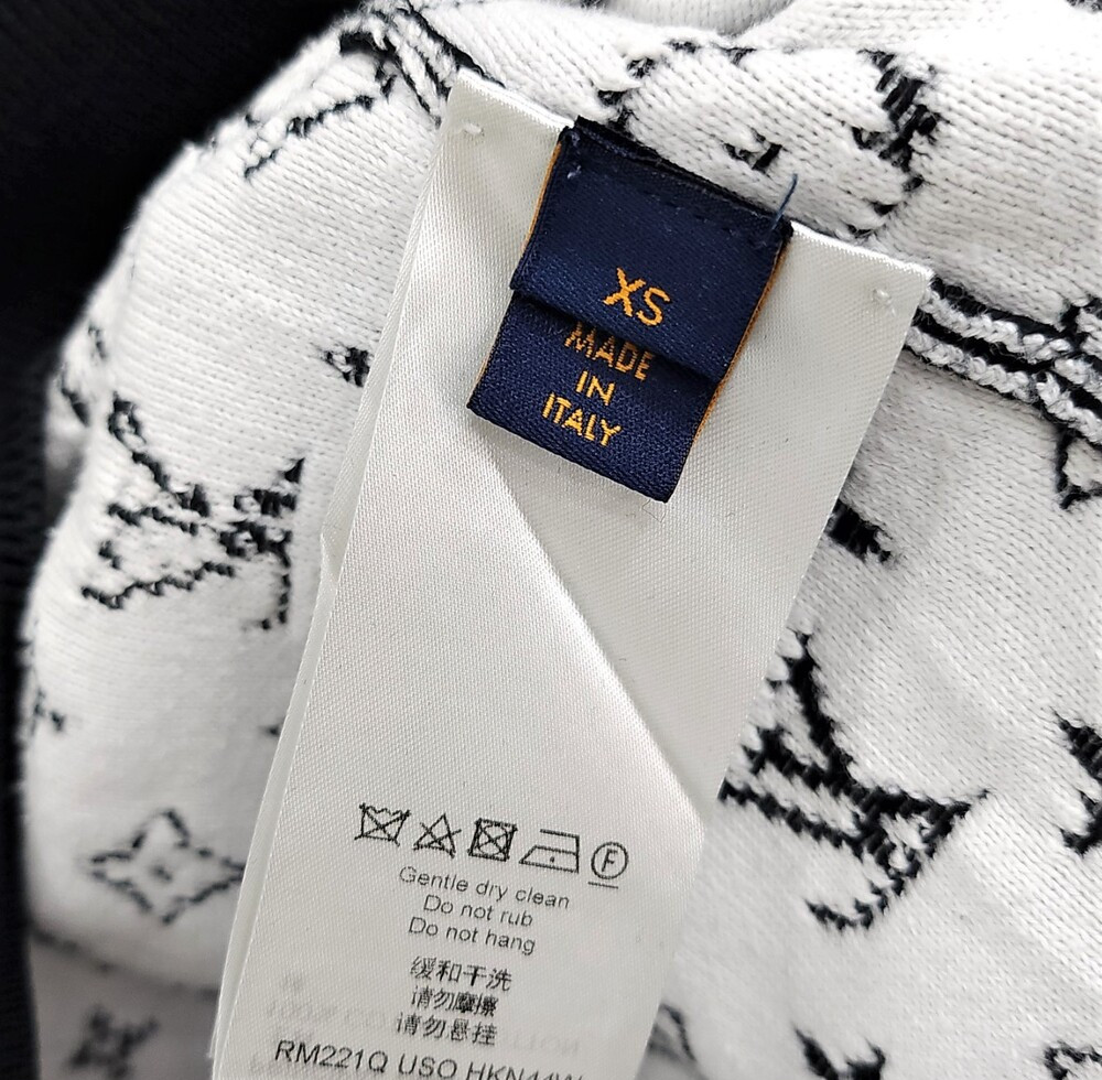 [럭스유] XS / 루이비통 그라디언트 모노그램 크루넥 니트 1AFAPY