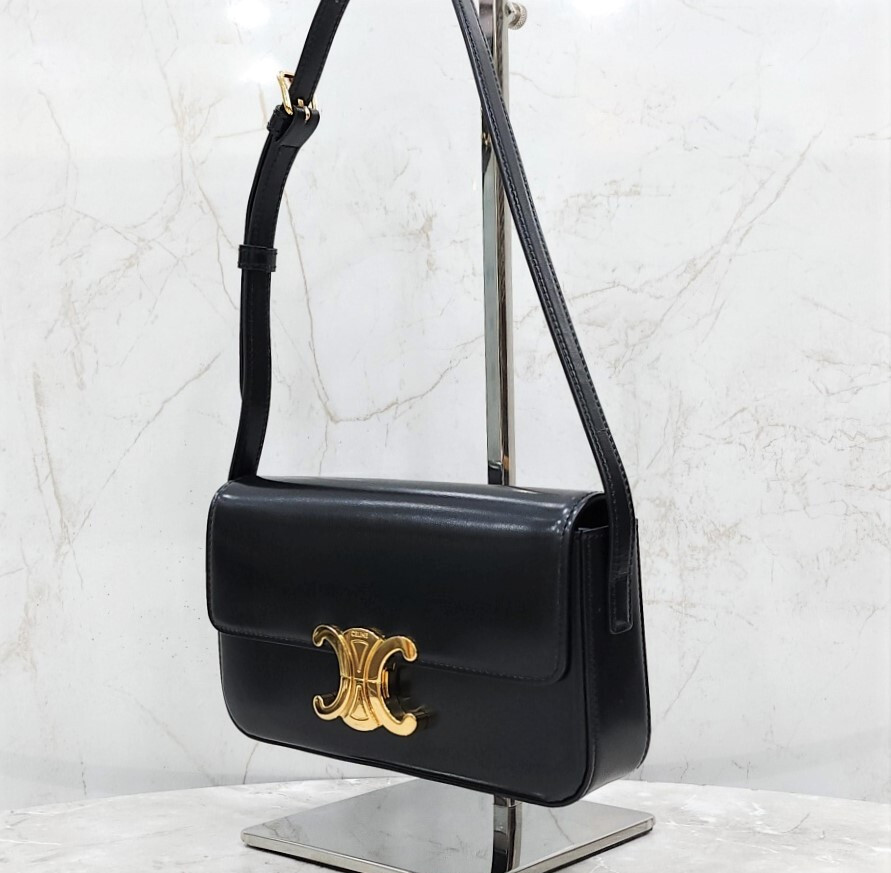 [럭스유] 셀린느 클로드 숄더백 샤이니 카프스킨 194143BF4