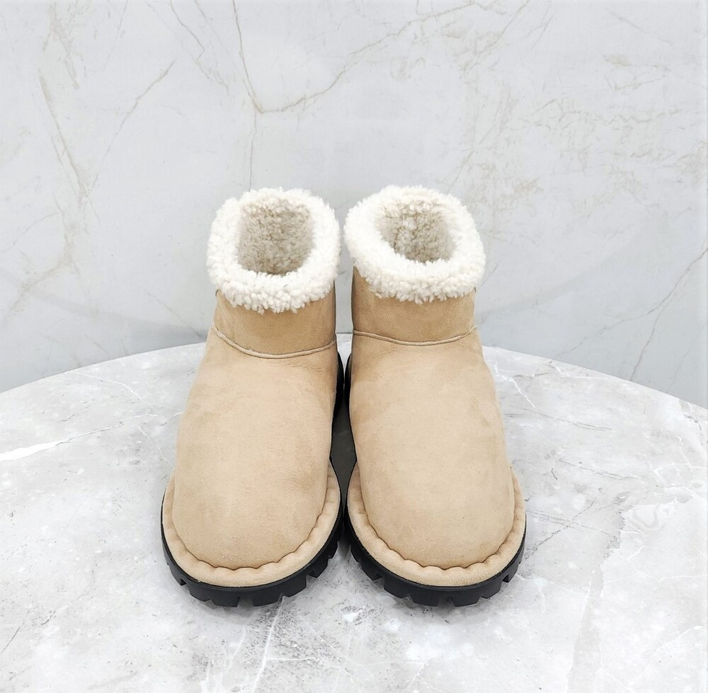 [럭스유] (새상품) 35.5 / 프라다 스웨이드 시어링 어그 부츠 1T217N