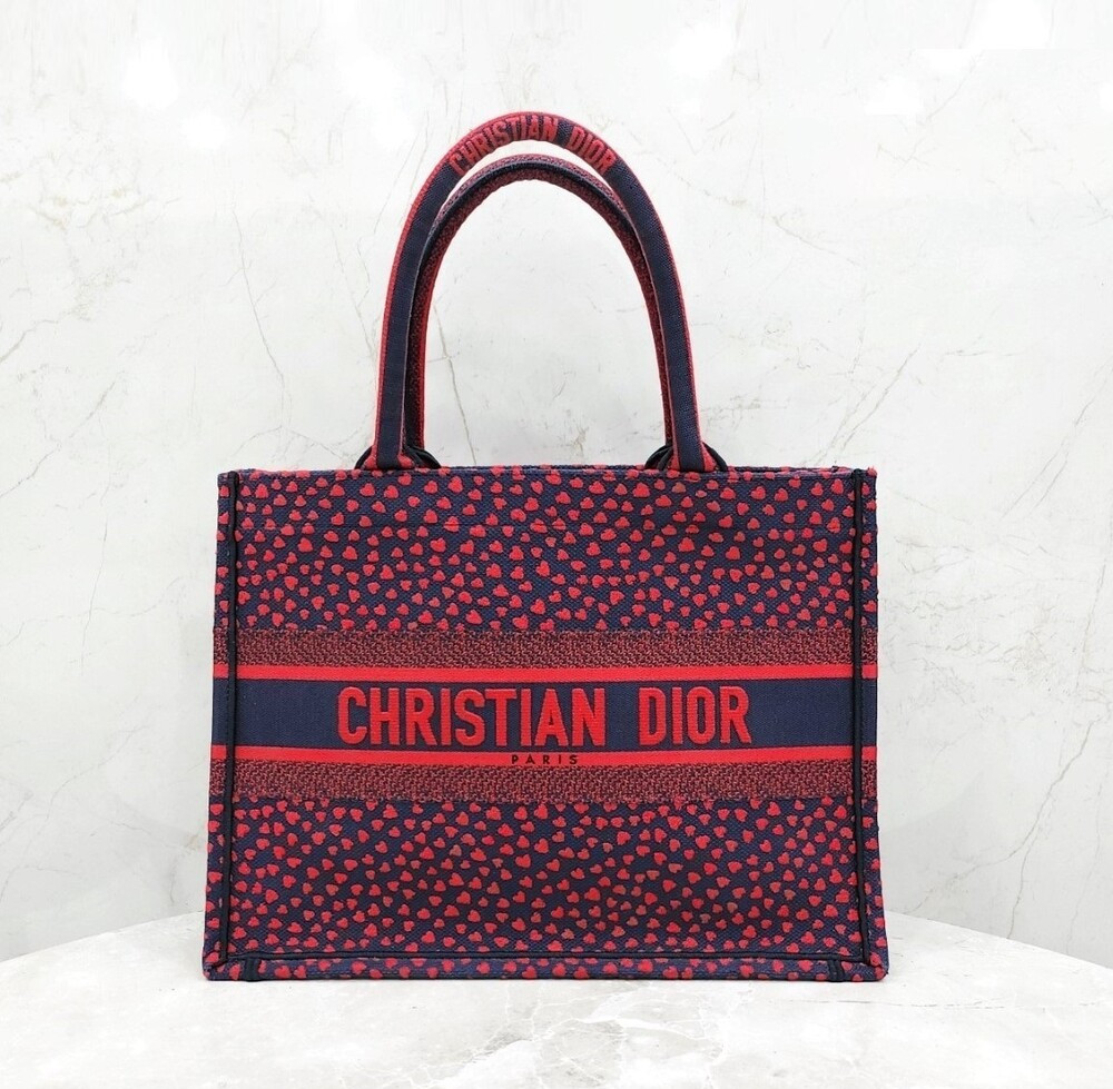 [럭스유] 디올 아이러브파리 북토트백 미디엄