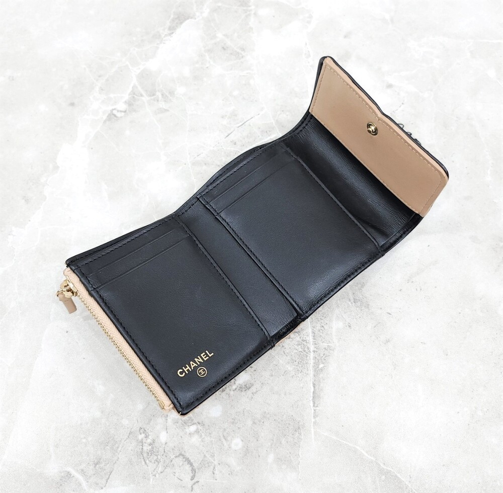 [럭스유] 샤넬 CC로고 코스메틱 플랩 캐비어 스몰 반지갑