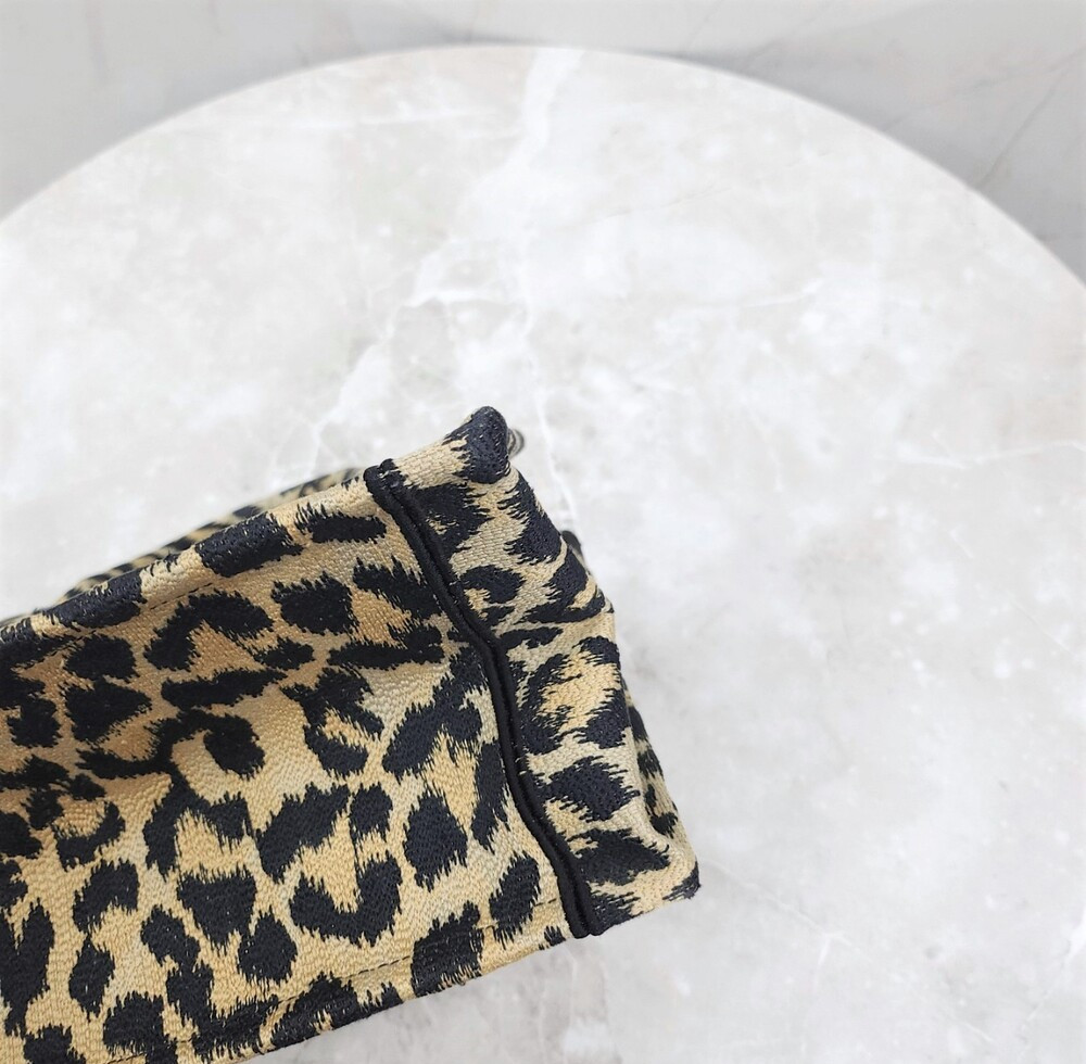 [럭스유] 디올 레오파드 스몰 북토트 백 M1265ZRHM