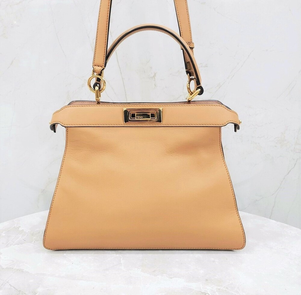 [럭스유] 펜디 피카부 I SEE U 미디움 백