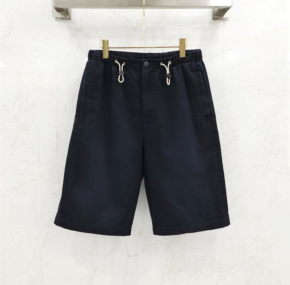 [럭스유] 46 / 구찌 네이비 로고 자수 숏 팬츠