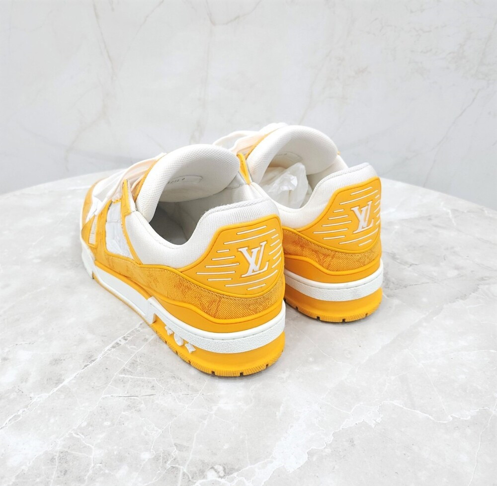 [럭스유] 9 / 루이비통 LV 트레이너 스니커즈 옐로우