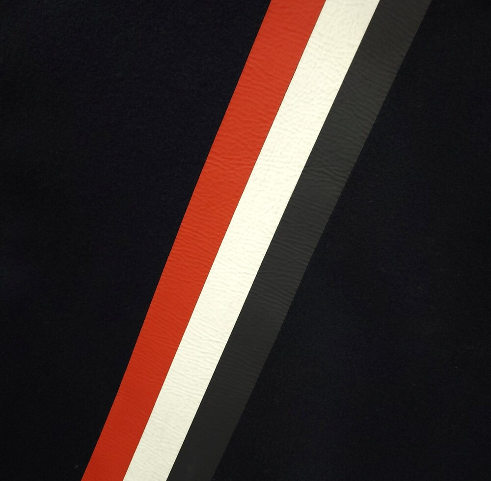 [럭스유] 5 / 톰브라운 시그니처 백로고 삼선 울 후드 코트 MOU522U