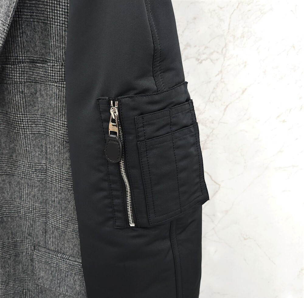 [럭스유] 52 / 알렉산더맥퀸 하운드투스 지퍼 패딩 자켓