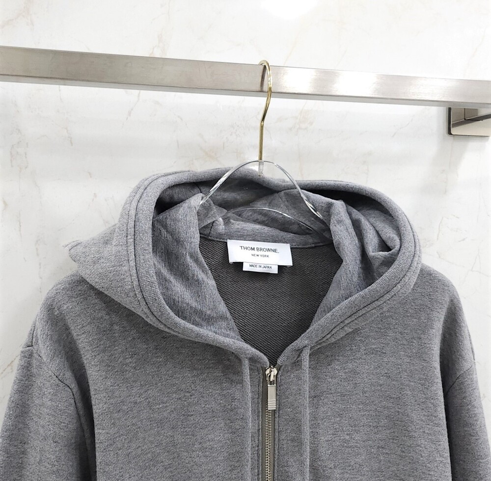 [럭스유] (새상품) 3 / 톰브라운 사선완장 클래식 후드 집업 MJT249A