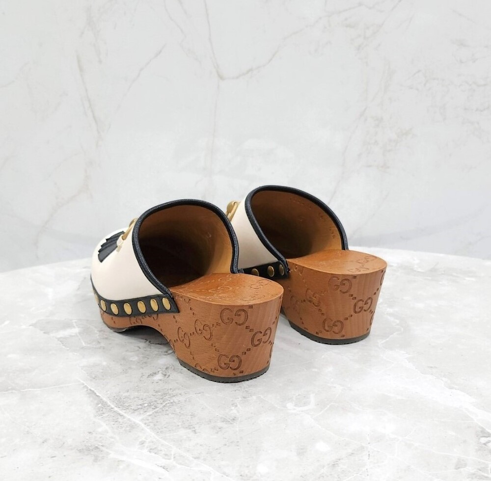 [럭스유] 36.5 / 구찌 X 아디다스 GG 레더 클로그 뮬 702218