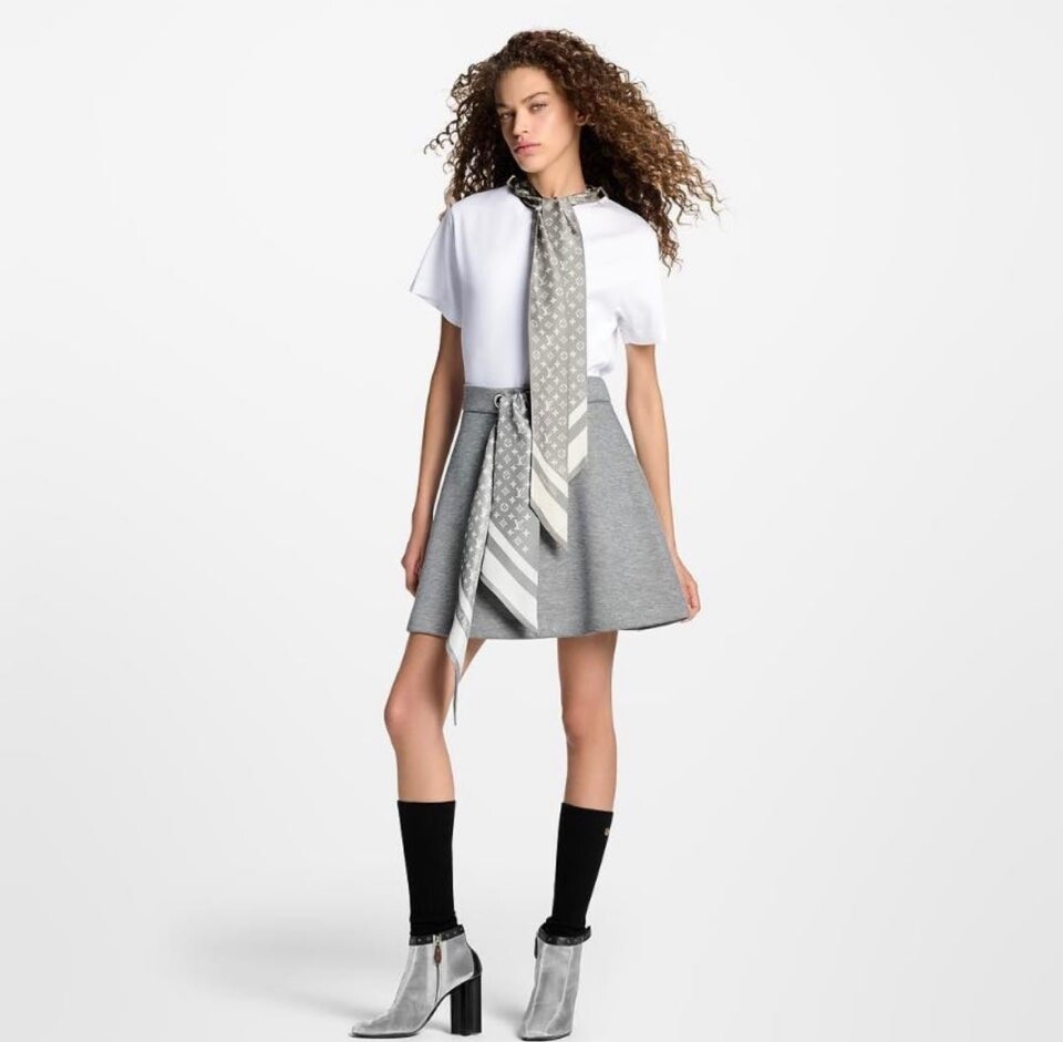 [럭스유] (새상품) M / 루이비통 화이트 모노그램 스카프 티셔츠 1AIR45