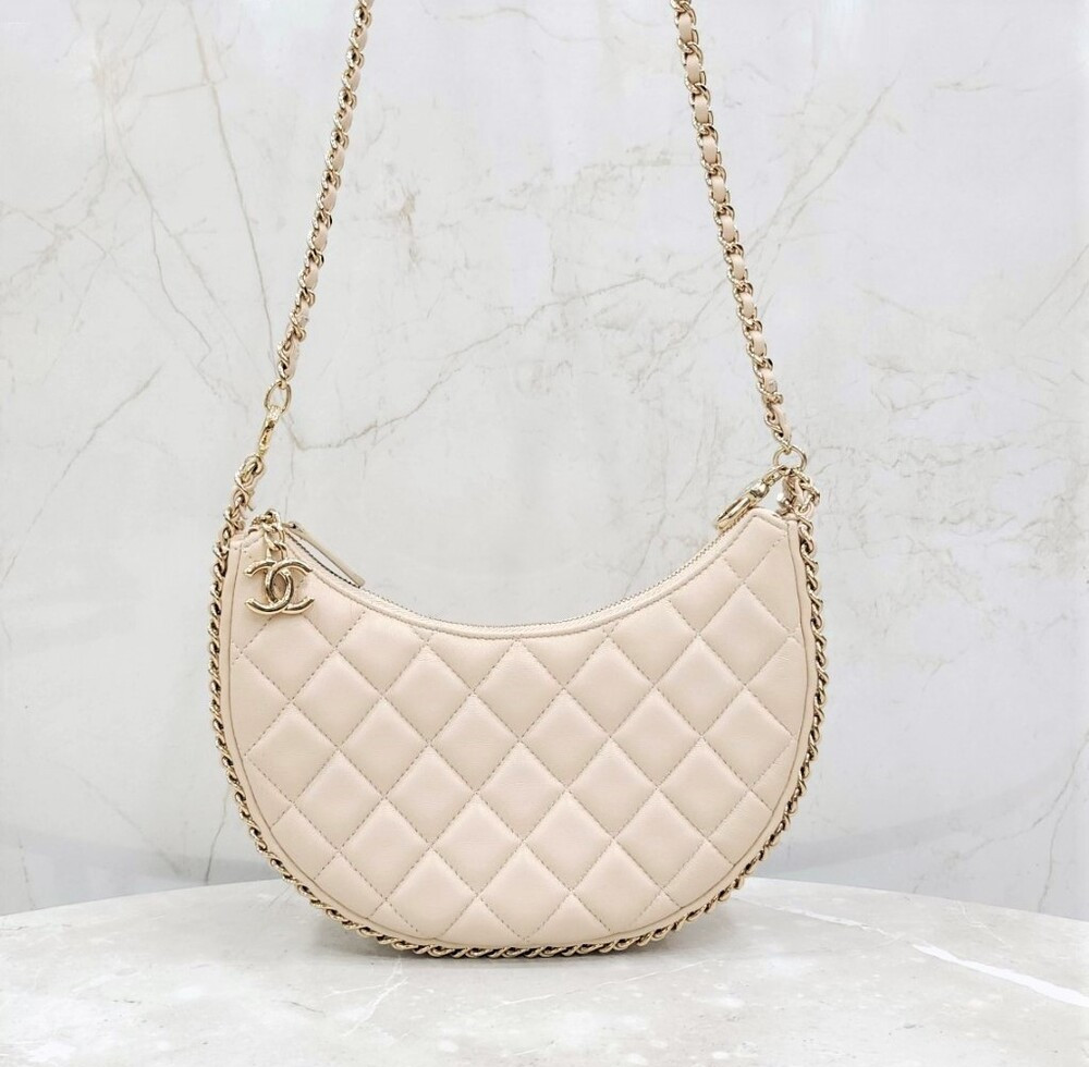 [럭스유] 샤넬 뉴문 호보백 스몰 에크루 샴페인골드 신형내장칩 AS3917