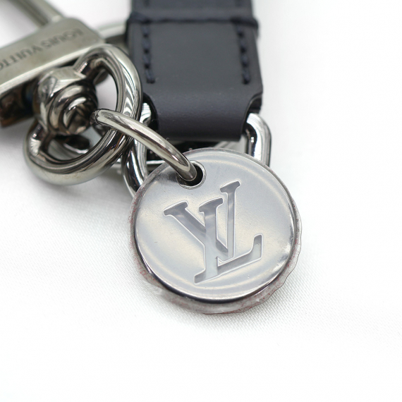  Louis Vuitton(루이비통) M61950 모노그램 이클립스 캔버스 드라곤느 백참 키홀더