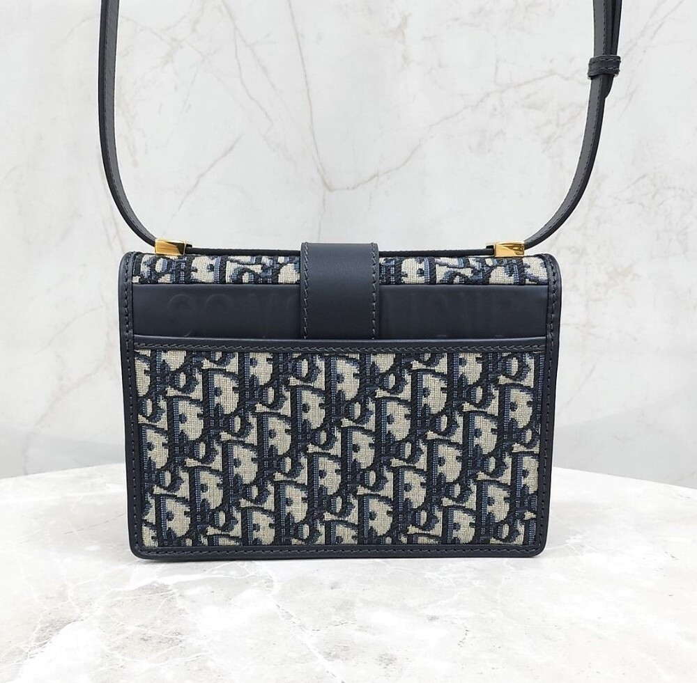 [럭스유] 디올 몽테인 30 오블리크 자카드 스몰 백 M9203UTZQ