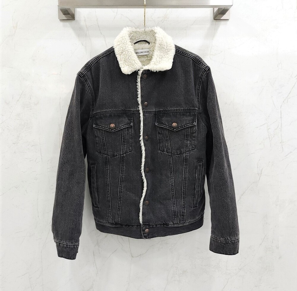 [럭스유] 38 / 발렌시아가 양털 데님 로고 흑청 자켓