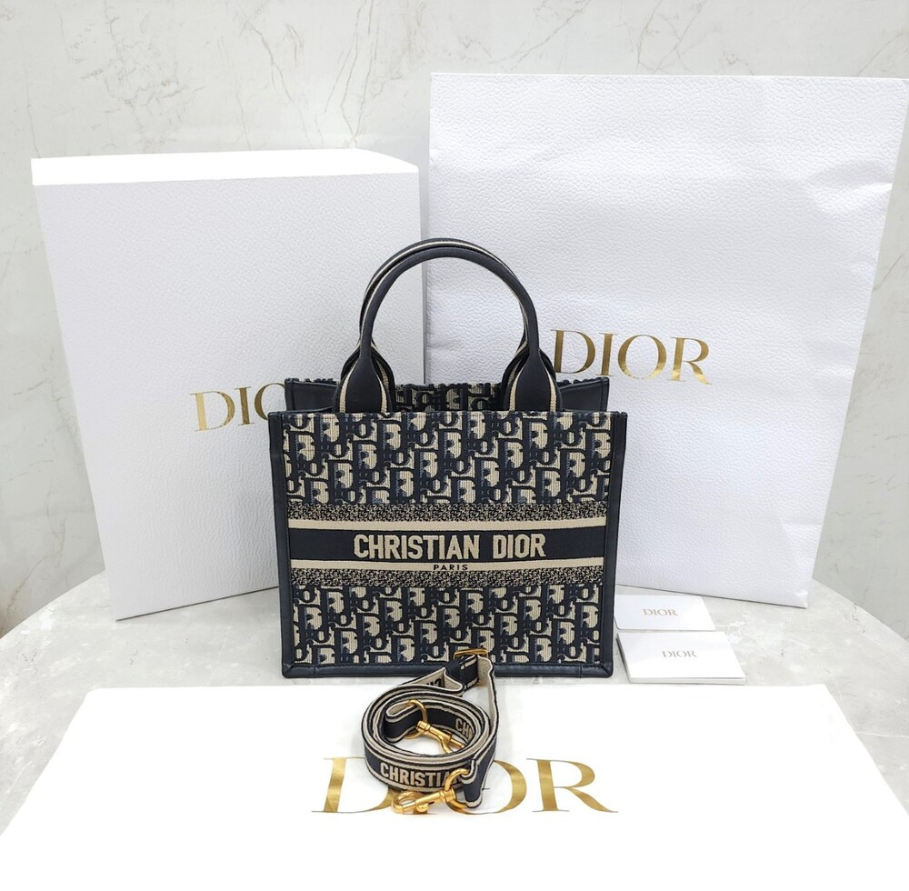 [럭스유] 디올 오블리크 북토트 레더 백 스몰 M1324CZBB