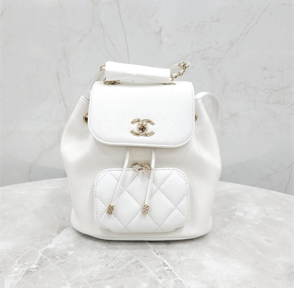 [럭스유] (새상품) 샤넬 비지니스 어피니티 백팩 스몰 신형내장칩 AS3530