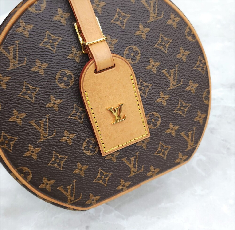 [럭스유] 루이비통 쁘띠뜨 부아뜨 샤포 크로스백 M43514