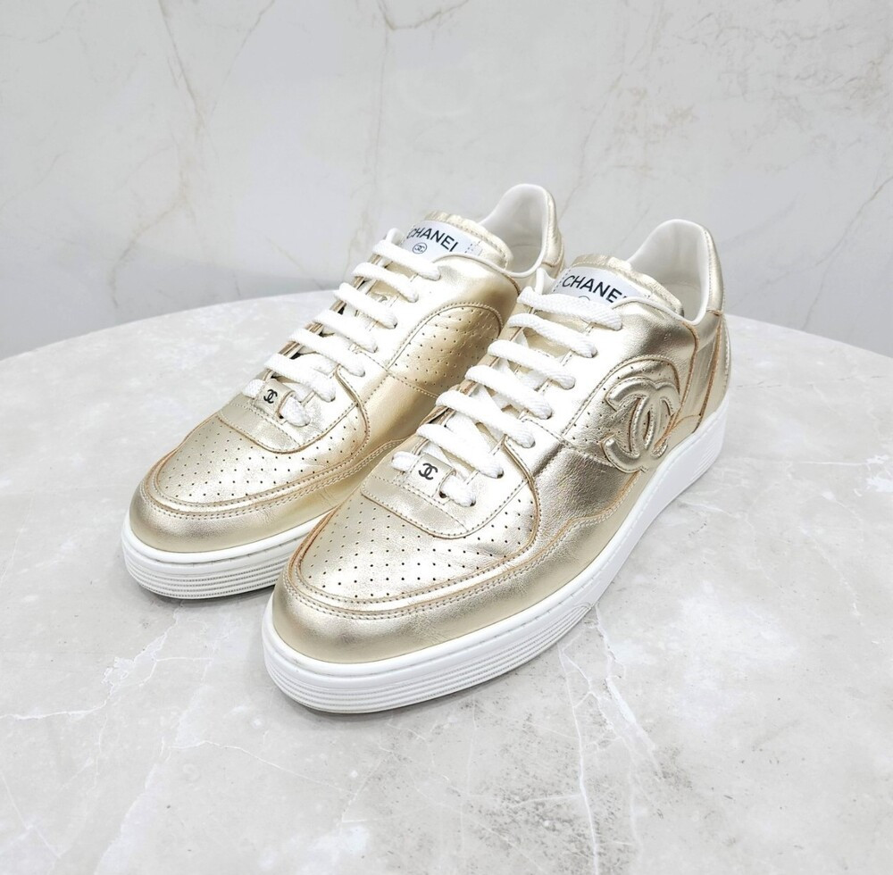 [럭스유] 43 / 샤넬 골드 에어포스 스니커즈 G45081