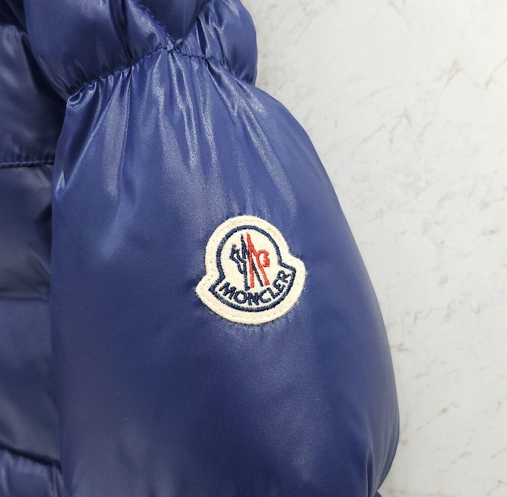 [럭스유] 0 / 몽클레어 나르마다 쇼트 다운 패딩 I20931A00101