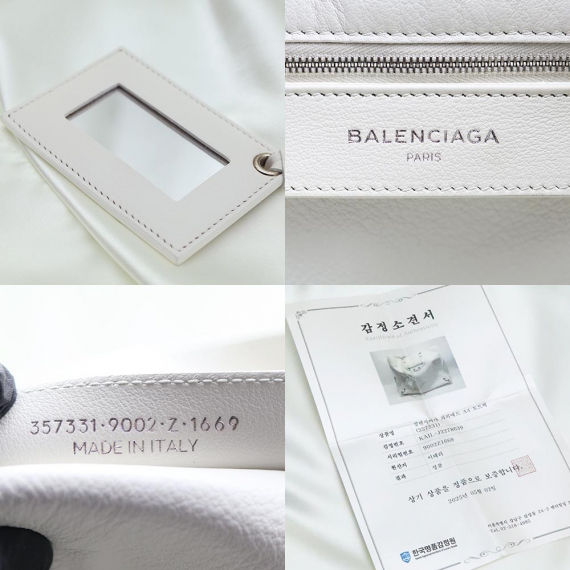 Balenciaga(발렌시아가) 236701 화이트 카프스킨 파피에르 A4 짚 어라운드 토트백