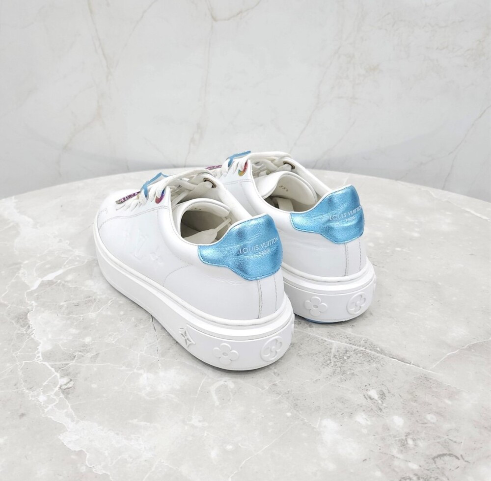 [럭스유] 35.5 / 루이비통 모노그램 타임아웃 스니커즈