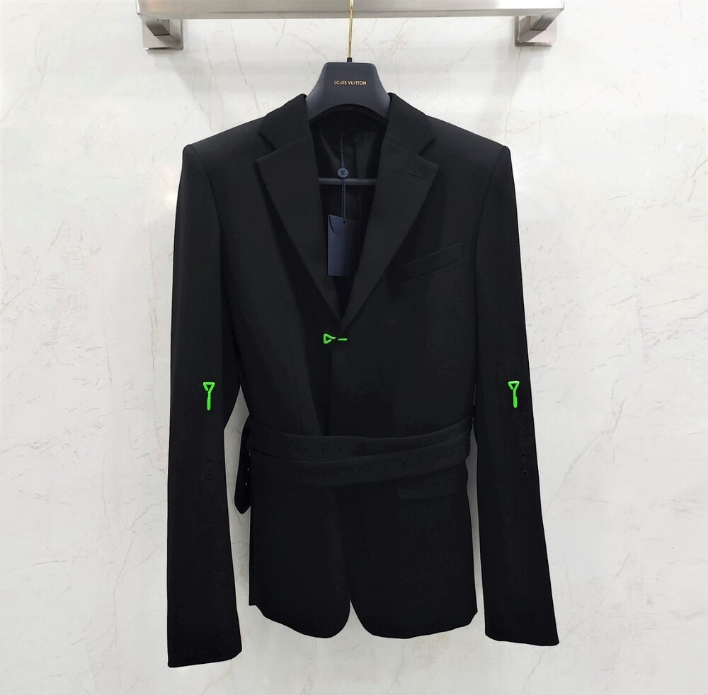 [럭스유] (새상품) 52 / 루이비통 후크 벨티드 싱글 자켓