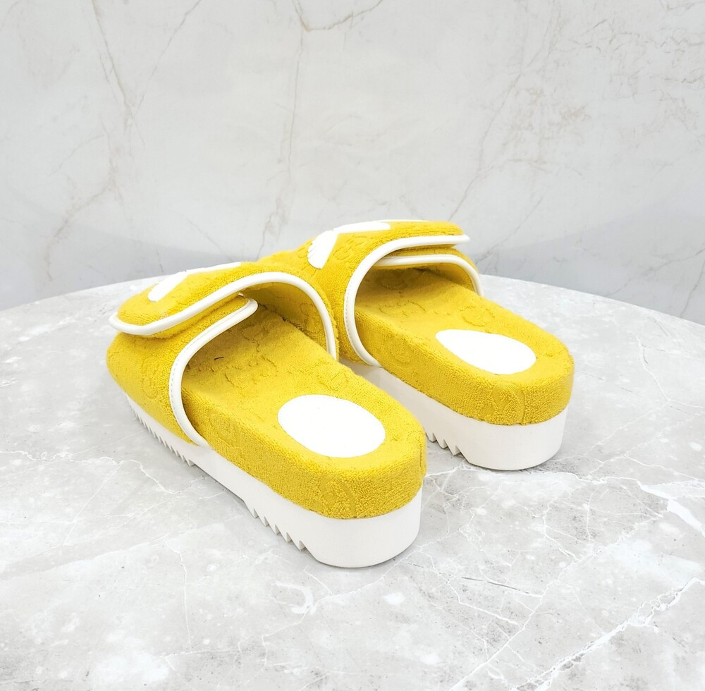 [럭스유] (새상품) 37 / 구찌 X 아디다스 GG 플랫폼 샌들 옐로우 702412