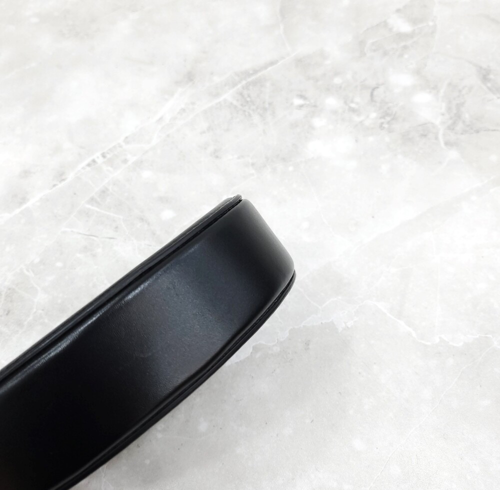 [럭스유] 셀린느 퀴르 트리오페 오벌 펄스 숄더백 10I703DPQ