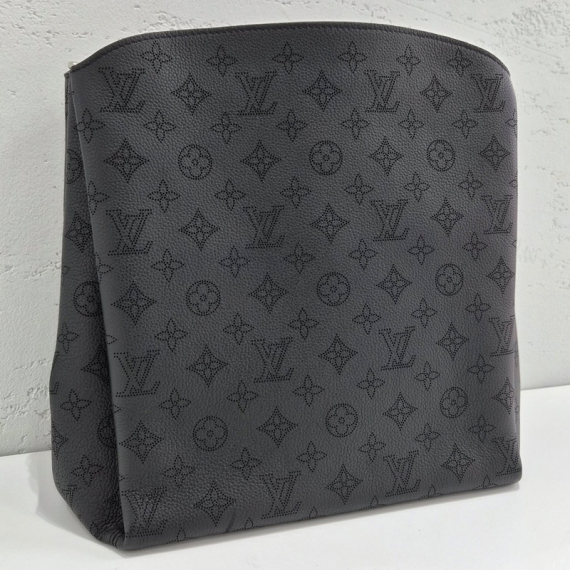 루이비통 바빌론 PM 마히나 블랙 숄더백 M50031