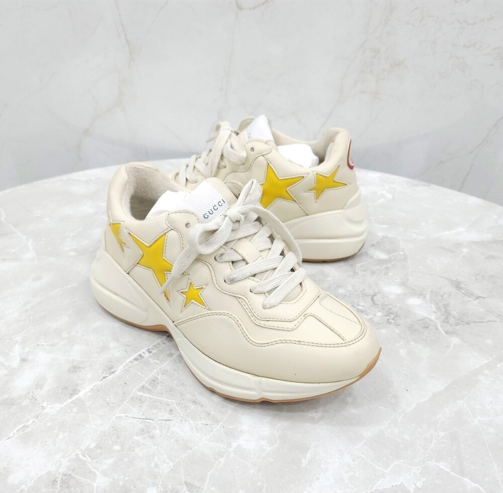 [럭스유] 34 / 구찌 스타패치 라이톤 스니커즈