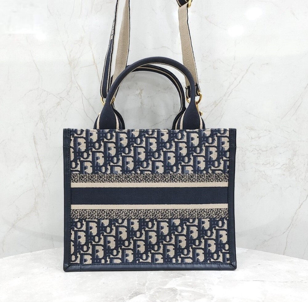 [럭스유] 디올 오블리크 북토트 레더 백 스몰 M1324CZBB