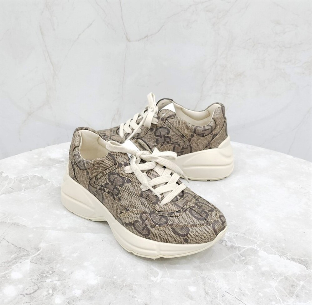 [럭스유] 35.5 / 구찌 GG 라이톤 스니커즈 680915