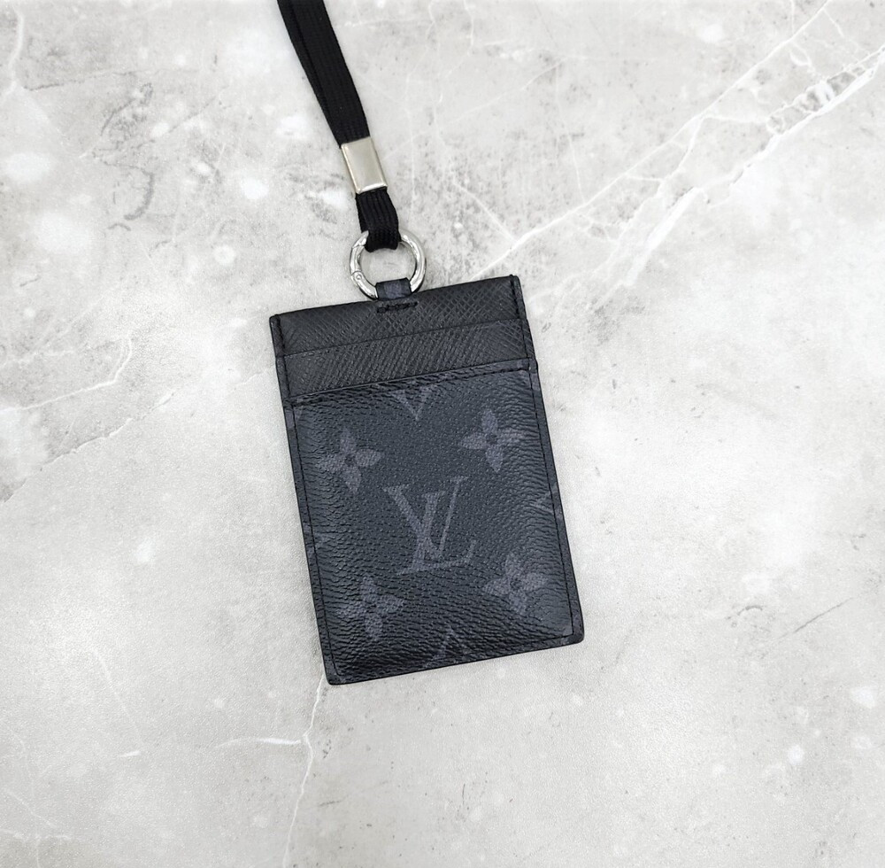 [럭스유] 루이비통 타이가라마 이클립스 카드홀더 스트랩 목걸이 M30763