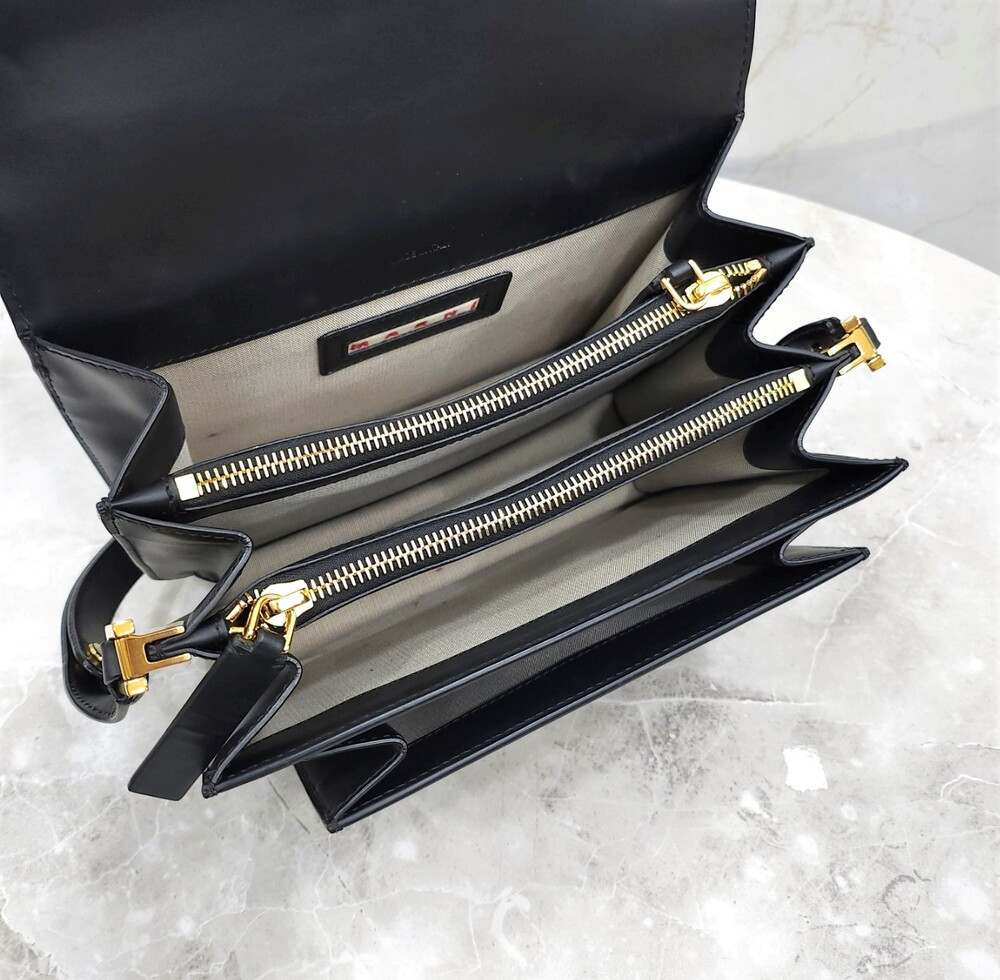 [럭스유] 마르니 블랙 레더 트렁크 숄더백