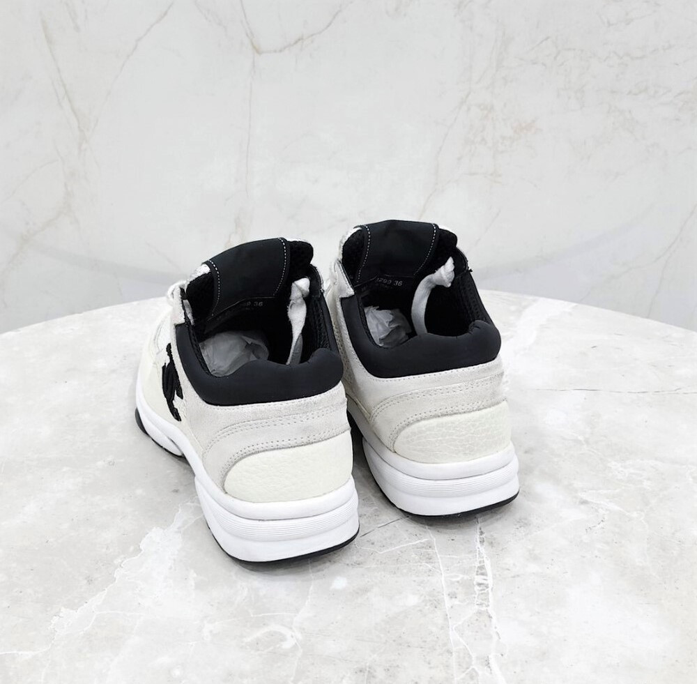 [럭스유] 36 / 샤넬 CC로고 화이트 크루즈 스니커즈 G38299