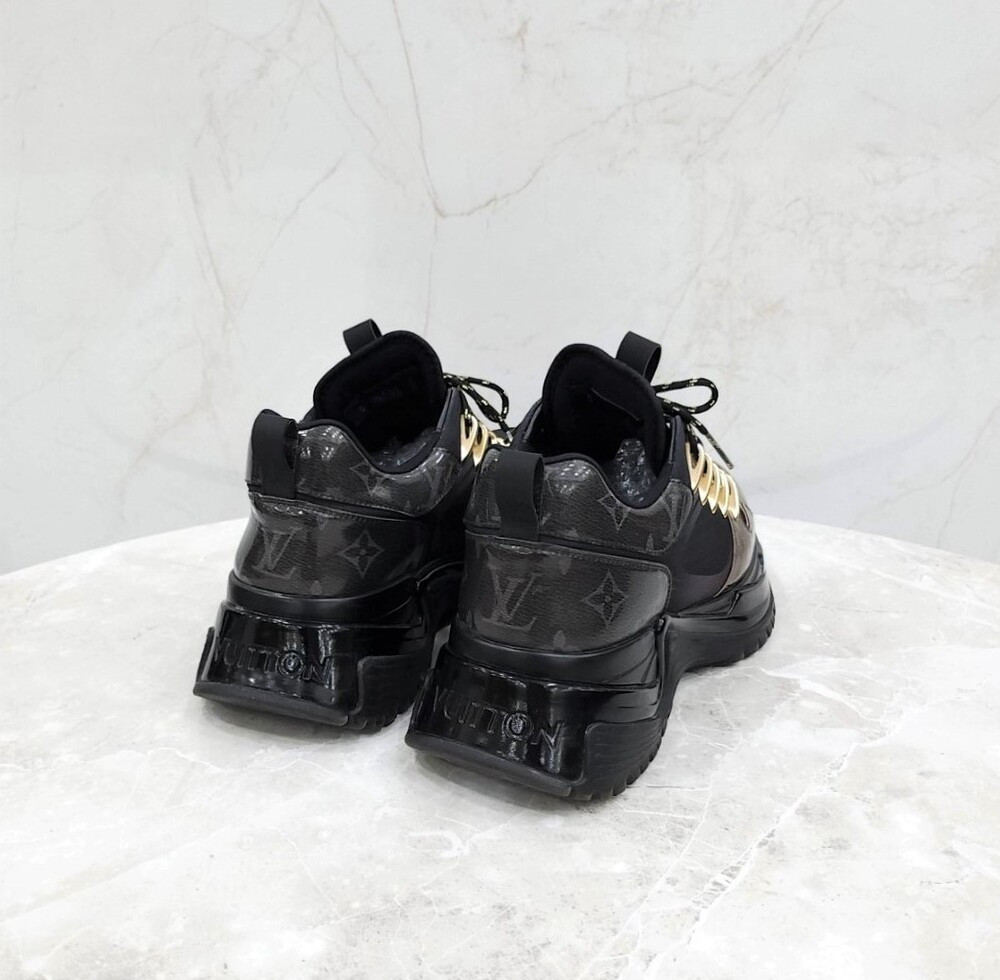 [럭스유] 5 / 루이비통 모노그램 펄스 스니커즈