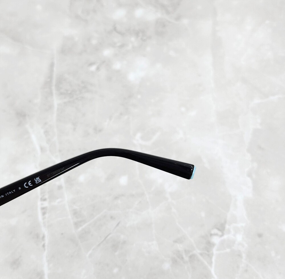 [럭스유] (새상품) 티파니앤코 스퀘어 그라디언트 T 선글라스 0TF4211D